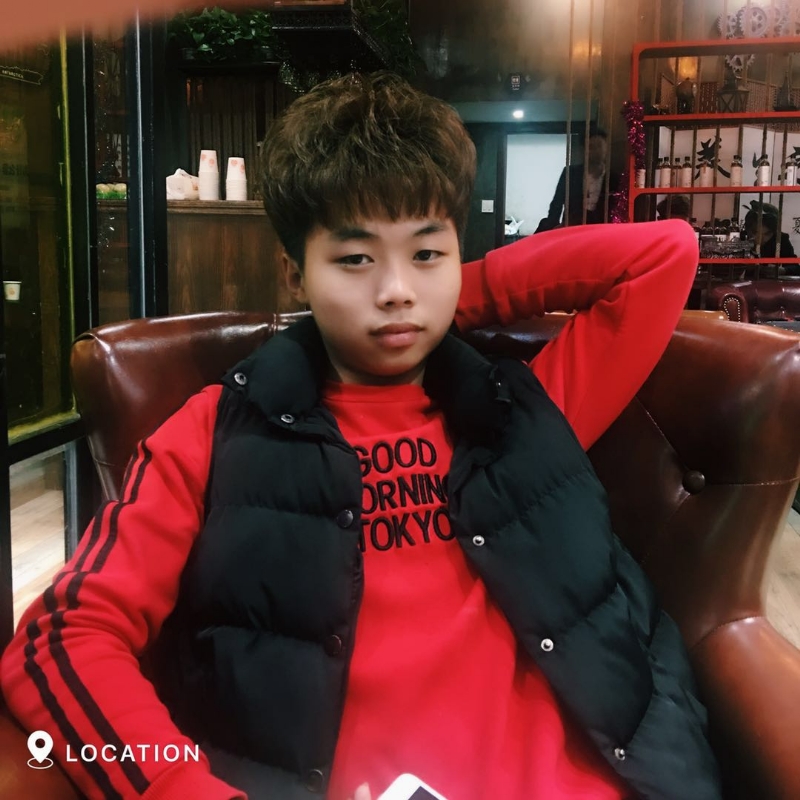 阳光男孩的第一张照片--台州中老年相亲网
